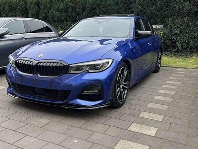 Blau Gebraucht 2019 BMW 330 M Performance Limousine | 31.500 € (Etwas zu teuer)
