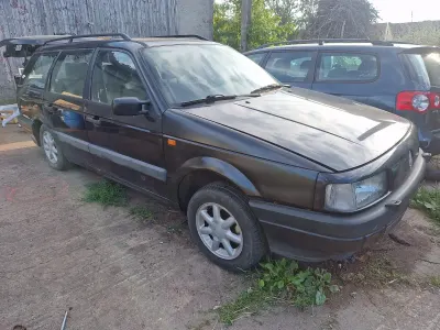 Gebraucht VW Passat 75 PS (55 kW) 1992 Schwarz Kombi