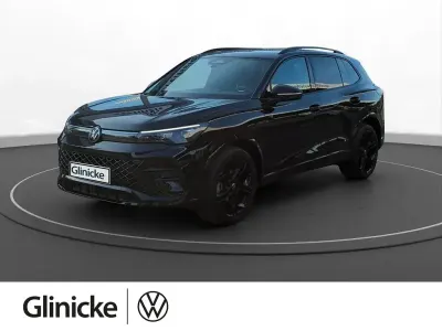 Gebraucht VW Tiguan R-line 150 PS (110 kW) 2024 Schwarz SUV
