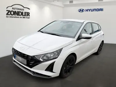Gebraucht Hyundai i20 Trend 101 PS (74 kW) 2025 Sol (weiss Kleinwagen