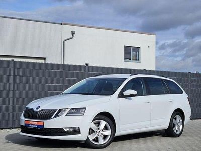 Usado Skoda Octavia Business Line 147 HP (108 kW) 2018 Branco Carrinha