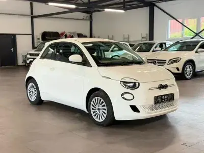 Gebraucht Fiat 500e 86 kW (118 PS) 2023 Weiß Limousine