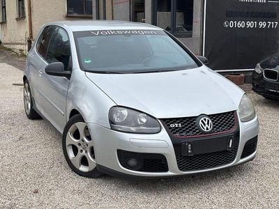 Second-hand VW Golf IV GTI 200 CP (147 kW) 2005 Argintiu Berlinǎ