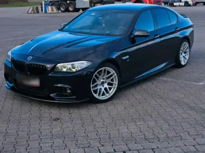 Gebraucht BMW 520 Sport Line 190 PS (139 kW) 2017 Schwarz Limousine