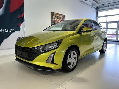 Usata Hyundai i20 GO! 77 CV (56 kW) 2024 Verde Utilitaria