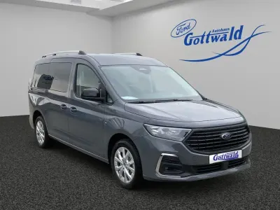 Neu Ford Grand Tourneo Connect Titanium 150 PS (110 kW) 2026 Grau Van / Kleinbus