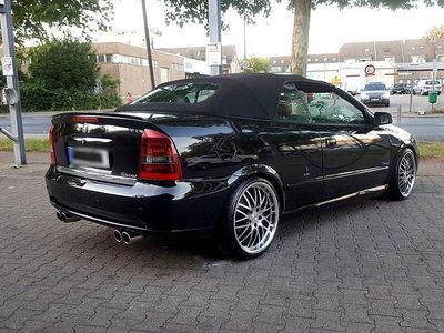 Gebraucht Opel Astra Cabriolet 147 PS (108 kW) 2002 Schwarz Cabrio