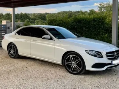 Gebraucht Mercedes E220 200 PS (147 kW) 2020 Weiß Limousine