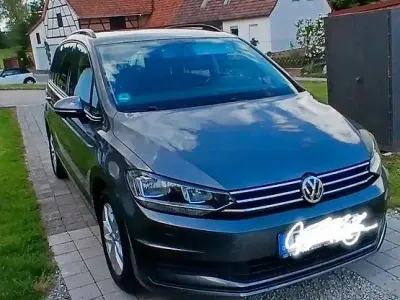 Gebraucht VW Touran Comfortline 150 PS (110 kW) 2016 Grau Van / Kleinbus
