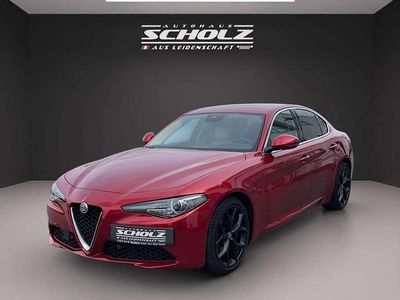 Gebraucht Alfa Romeo Giulia 190 PS (139 kW) 2022 Rosso etna, speziallackierung Limousine