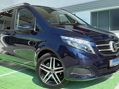 Mercedes V220