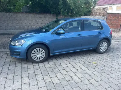 Gebraucht VW Golf VII Trendline 86 PS (63 kW) 2015 Blau Limousine