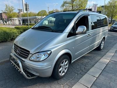 Second-hand Mercedes Viano 231 CP (169 kW) 2009 Argintiu Monovolum