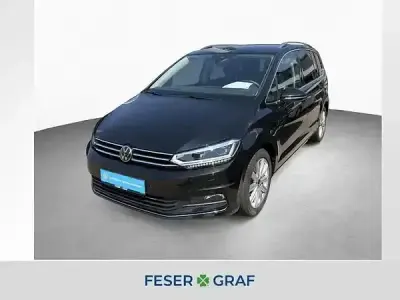 Gebraucht VW Touran Highline 150 PS (110 kW) 2025 Grenadillschwarz metallic Van / Kleinbus