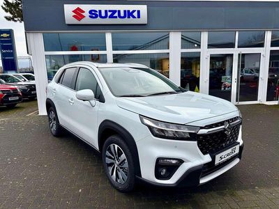 Neu Suzuki SX4 S-Cross Comfort+ 102 PS (75 kW) 2025 Cool white pearl metallic Limousine