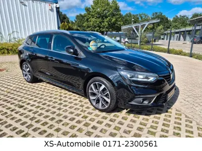 Gebraucht Renault Mégane IV Bose Edition 132 PS (97 kW) 2017 Schwarz Limousine