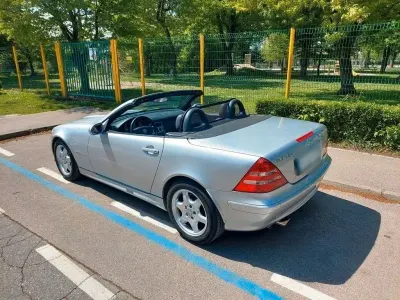 Gebraucht Mercedes SLK230 197 PS (144 kW) 2003 Silber Cabrio