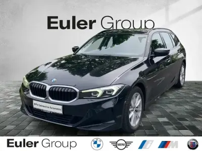 Gebraucht BMW 320 190 PS (139 kW) 2022 Saphirschwarz Kombi