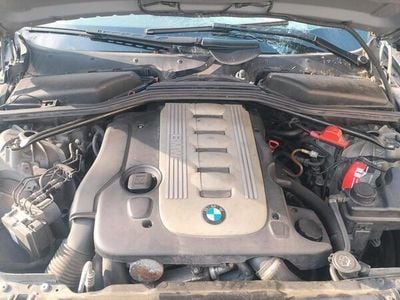 BMW 525