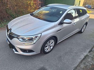 Second-hand Renault Mégane GrandTour LIMITED 131 CP (96 kW) 2018 Argintiu Break