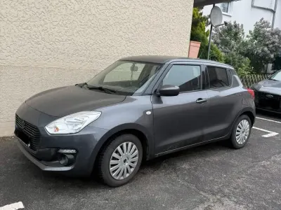 Gebraucht Suzuki Swift Comfort 92 PS (67 kW) 2019 Grau Kleinwagen
