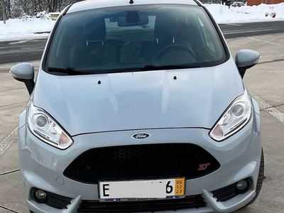 gebraucht Ford Fiesta Fiesta1.6 EcoBoost ST200