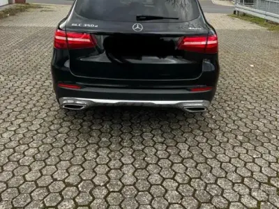Używany Mercedes GLC350 258 KM (189 kW) 2017 Czarny SUV