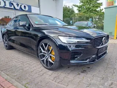 Usata Volvo S60 455 CV (334 kW) 2024 Nero Berlina