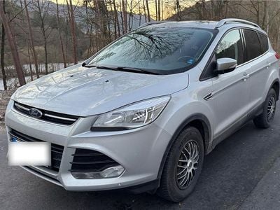 Gebraucht Ford Kuga 163 PS (119 kW) 2013 Silber SUV