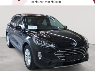 Gebraucht Ford Kuga Titanium 120 PS (88 kW) 2023 Schwarz SUV