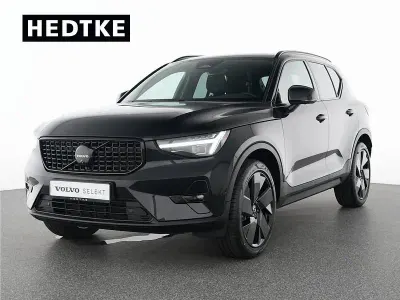 Gebraucht Volvo XC40 Plus 163 PS (119 kW) 2025 Onyx black / SUV