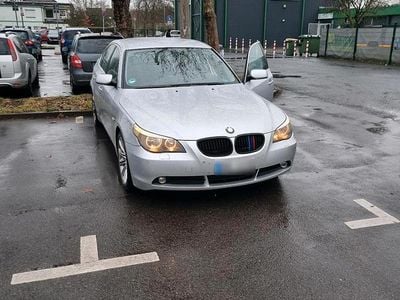 Gebraucht BMW 520 170 PS (125 kW) 2004 Silber Limousine