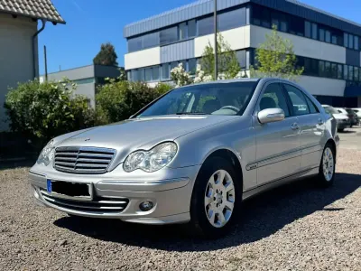 Brugt Mercedes C200 163 HK (119 kW) 2004 Sølv Sedan