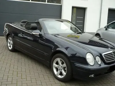 Używany Mercedes CLK200 Avantgarde 163 KM (119 kW) 2000 Niebieski Kabriolet