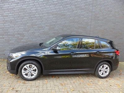 Schwarz Gebraucht 2021 BMW X1 Advantage SUV | 18.995 € (Guter Preis)