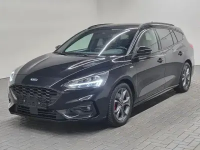 Gebraucht Ford Focus ST-Line X 155 PS (114 kW) 2021 Schwarz (obsidianschwarzmet.) Kombi