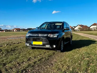 Gebraucht Mitsubishi Outlander 150 PS (110 kW) 2013 Schwarz SUV