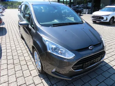 Gebraucht Ford B-MAX Titanium 125 PS (91 kW) 2017 Grau Van / Kleinbus