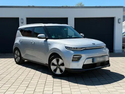 Usata Kia Soul Vision 150 kW (204 CV) 2021 Argento SUV