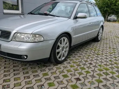 Gebraucht Audi A4 Basis 193 PS (141 kW) 1999 Silber Kombi