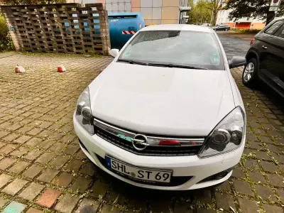 Gebraucht Opel Astra GTC 116 PS (85 kW) 2008 Weiß Coupé