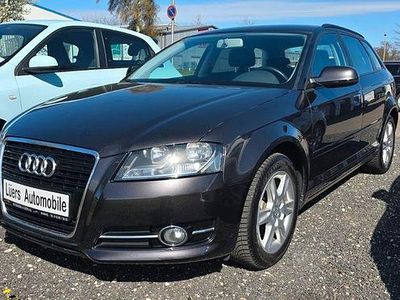 Gebraucht Audi A3 Attraction 105 PS (77 kW) 2012 Grau Kleinwagen