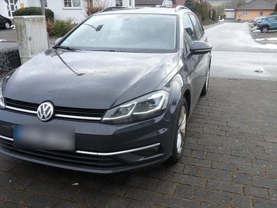 Gebraucht VW Golf VII 116 PS (85 kW) 2019 Grau Kombi