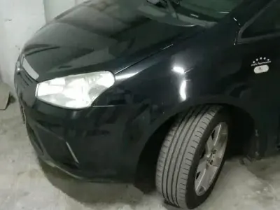 Gebraucht Ford C-MAX 100 PS (73 kW) 2008 Schwarz Van / Kleinbus