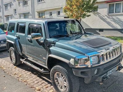 Hummer H3