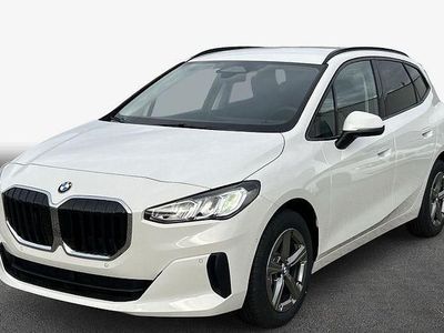 Neu BMW 216 122 PS (89 kW) 2025 Weiß Kombi