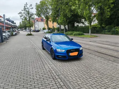 Gebraucht Audi A4 S-Line 170 PS (125 kW) 2015 Blau Kombi