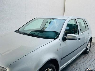 VW Golf IV