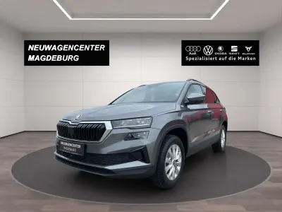 Neu Skoda Karoq 150 PS (110 kW) 2026 Grau SUV