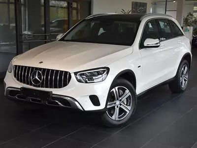 Second-hand Mercedes GLC300e AMG line 211 CP (155 kW) 2020 Alb SUV